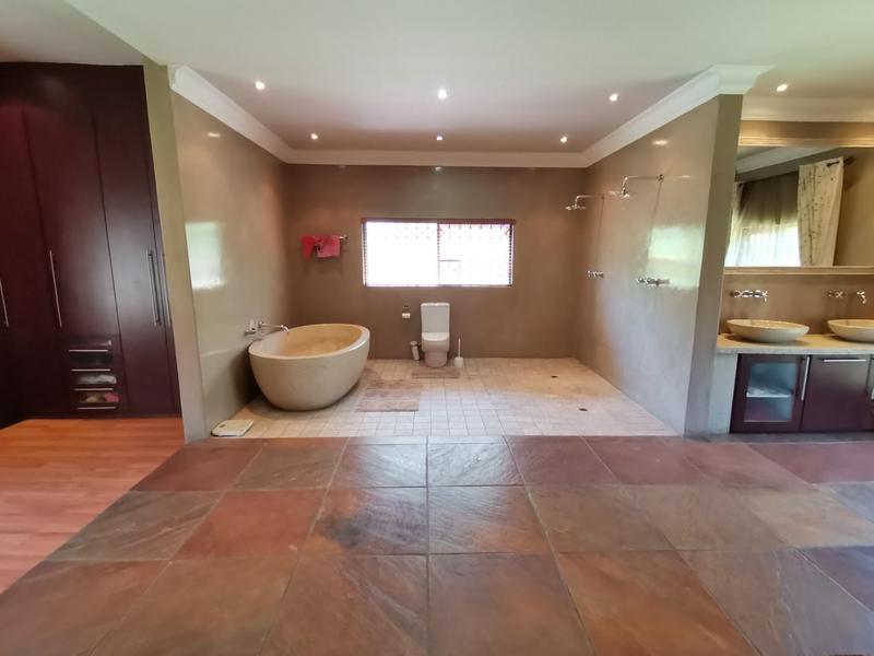 5 Bedroom Property for Sale in Vanderbijlpark SW 5 Gauteng