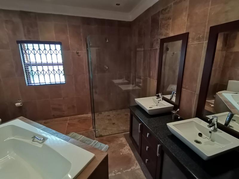 5 Bedroom Property for Sale in Vanderbijlpark SW 5 Gauteng