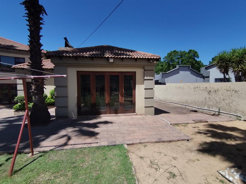 5 Bedroom Property for Sale in Vanderbijlpark SW 5 Gauteng