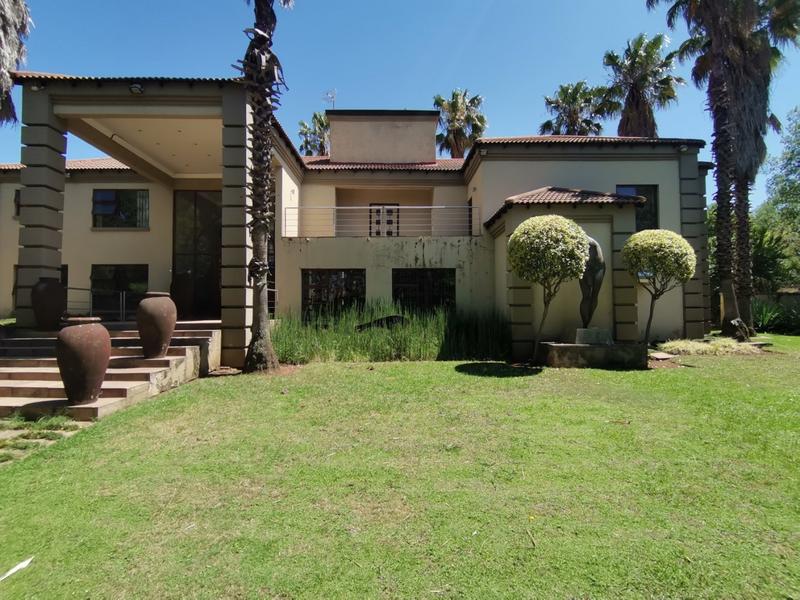 5 Bedroom Property for Sale in Vanderbijlpark SW 5 Gauteng