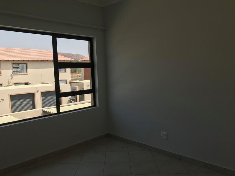 To Let 2 Bedroom Property for Rent in Heatherview Gauteng