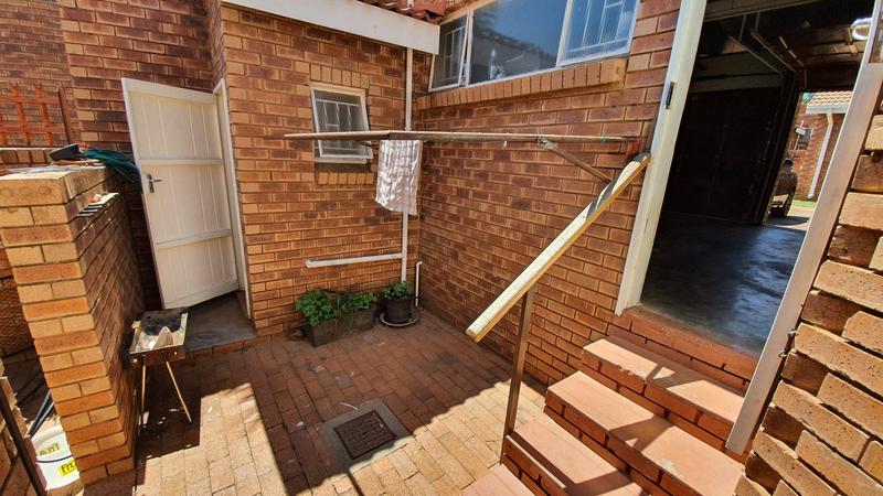 3 Bedroom Property for Sale in Amandasig Gauteng