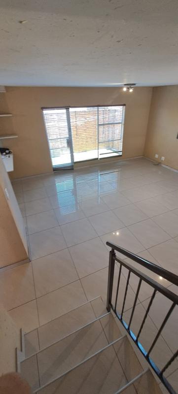 2 Bedroom Property for Sale in Groeneweide Gauteng