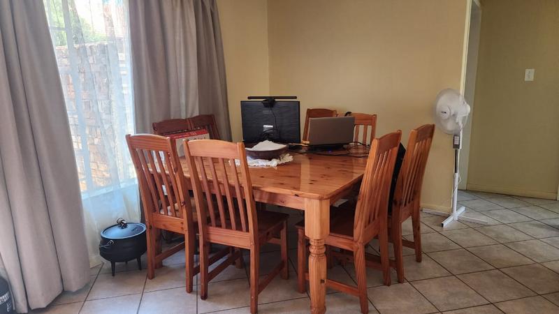 To Let 2 Bedroom Property for Rent in Rooihuiskraal North Gauteng