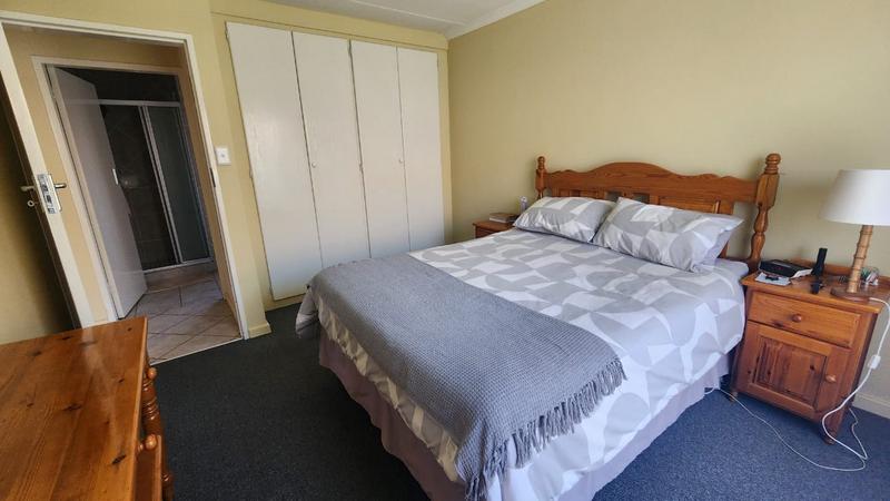 To Let 2 Bedroom Property for Rent in Rooihuiskraal North Gauteng