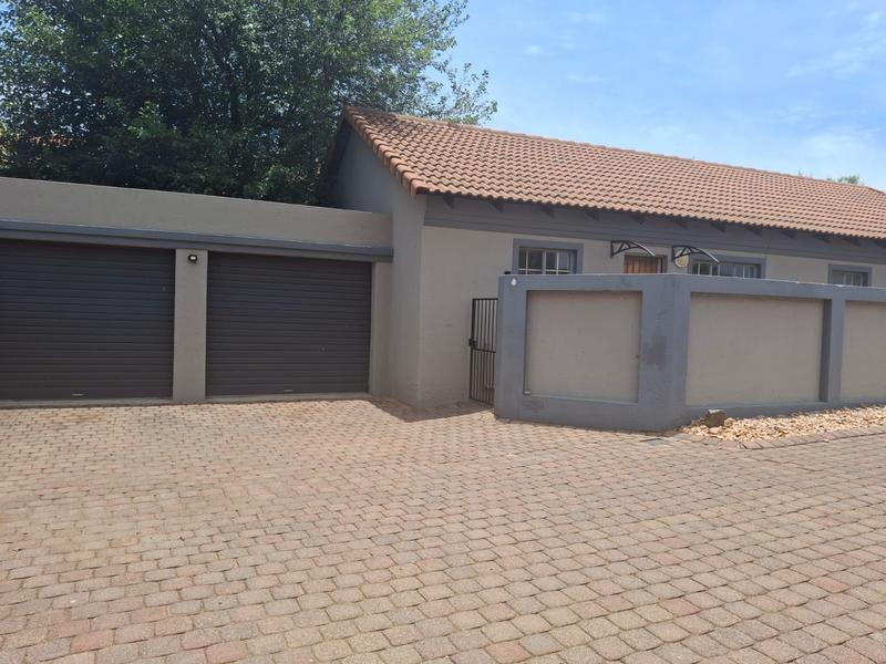 To Let 3 Bedroom Property for Rent in Annlin Gauteng