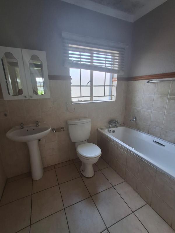 To Let 3 Bedroom Property for Rent in Annlin Gauteng