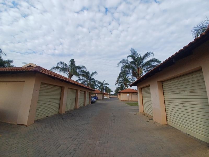 2 Bedroom Property for Sale in Montana Gauteng