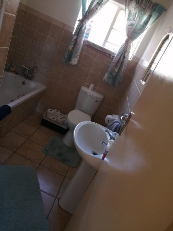 2 Bedroom Property for Sale in Montana Gauteng