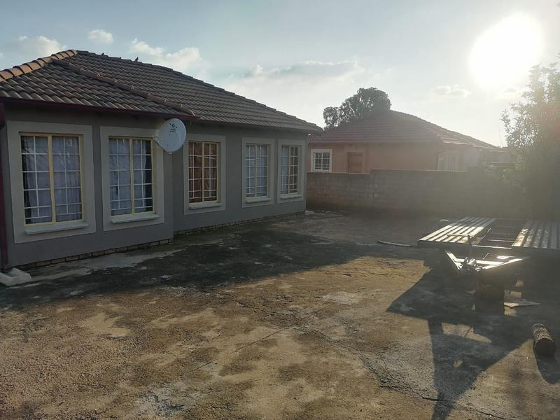 3 Bedroom Property for Sale in Elandspoort Gauteng