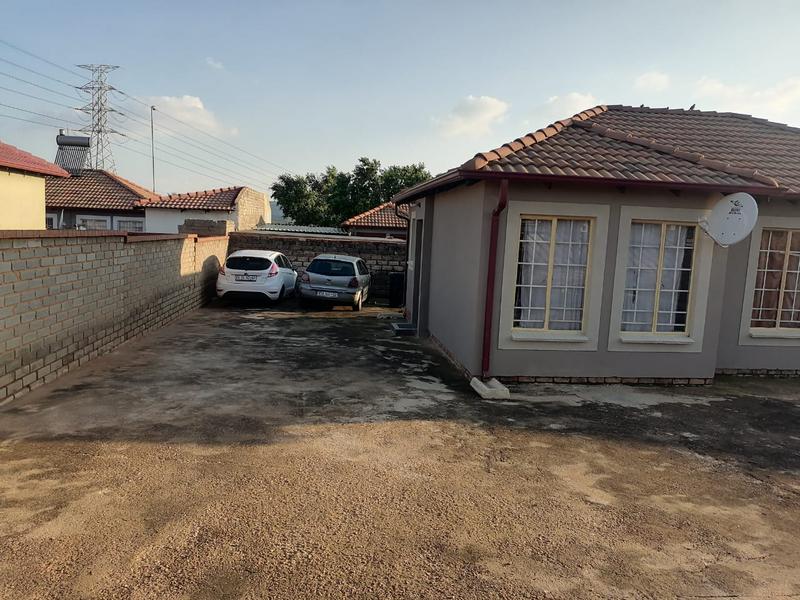 3 Bedroom Property for Sale in Elandspoort Gauteng