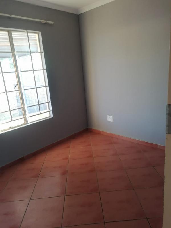 3 Bedroom Property for Sale in Elandspoort Gauteng