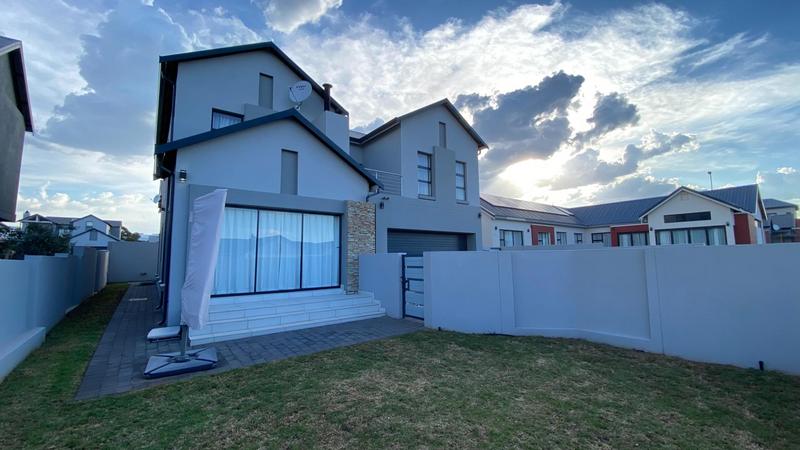 4 Bedroom Property for Sale in Golden Fields Estate Gauteng