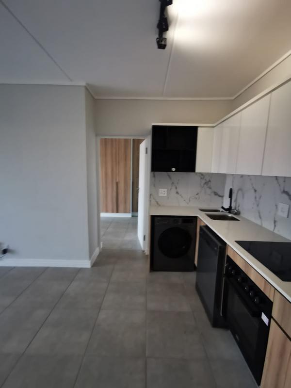 To Let 1 Bedroom Property for Rent in Waterfall Gauteng