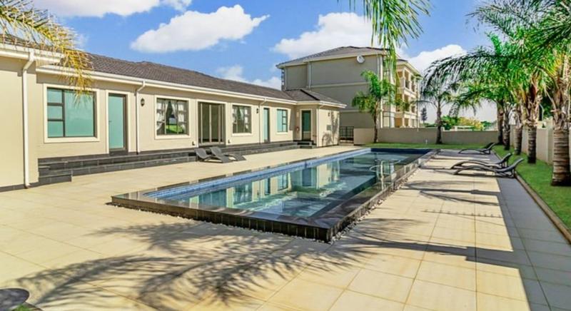 2 Bedroom Property for Sale in Carlswald Gauteng