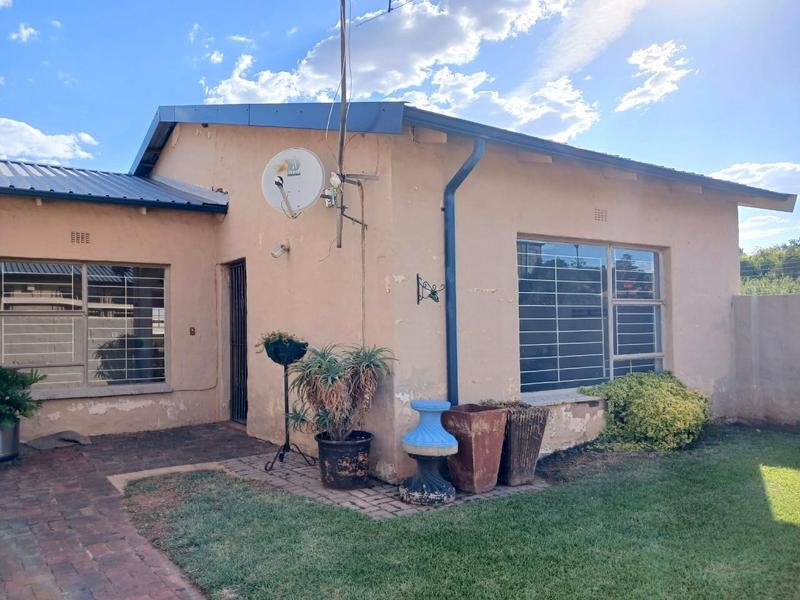 To Let 2 Bedroom Property for Rent in Hamberg Gauteng