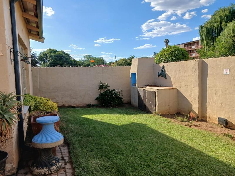 To Let 2 Bedroom Property for Rent in Hamberg Gauteng