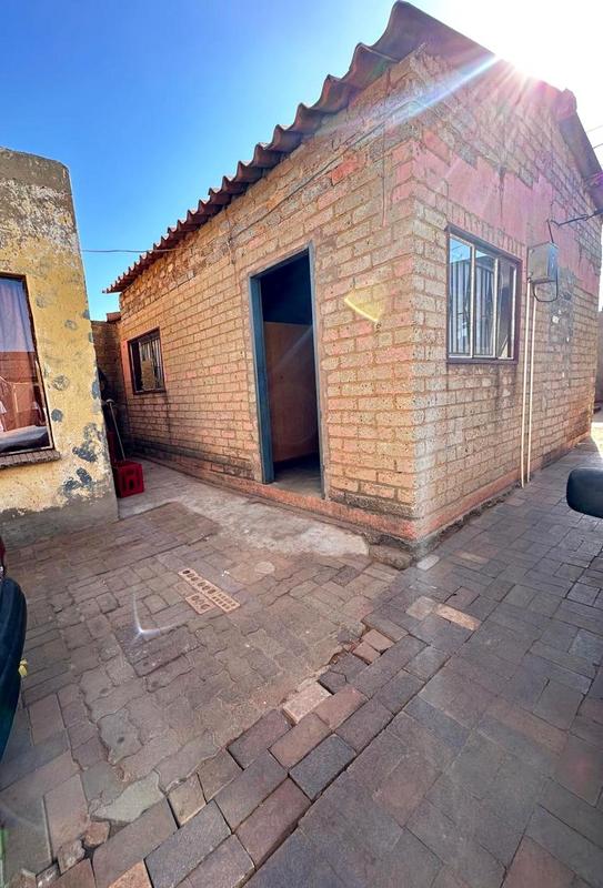 0 Bedroom Property for Sale in Bram Fischerville Gauteng