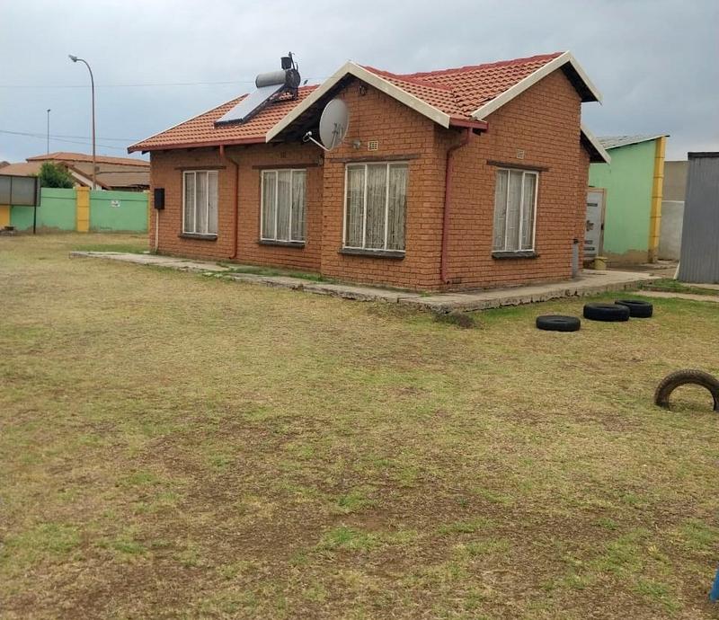 3 Bedroom Property for Sale in Buhle Park Gauteng