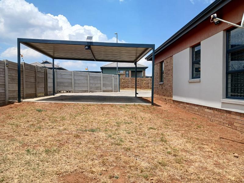 3 Bedroom Property for Sale in Mindalore Gauteng