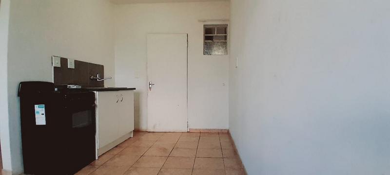 2 Bedroom Property for Sale in Fleurhof Gauteng