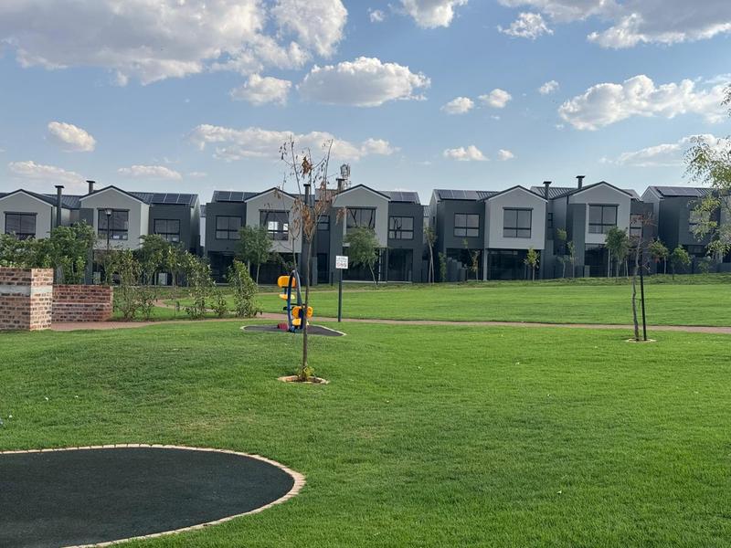 3 Bedroom Property for Sale in Midstream Meadows Gauteng