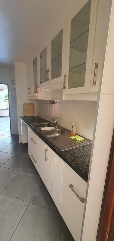 To Let 3 Bedroom Property for Rent in Illovo Gauteng