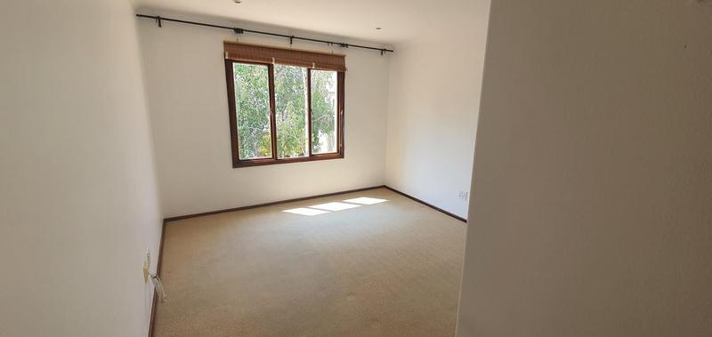 To Let 3 Bedroom Property for Rent in Illovo Gauteng