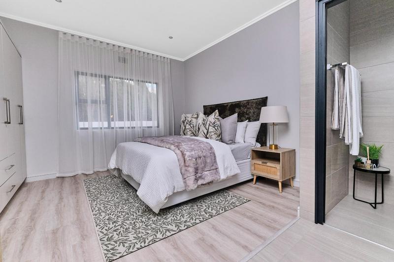 2 Bedroom Property for Sale in Bryanston Gauteng