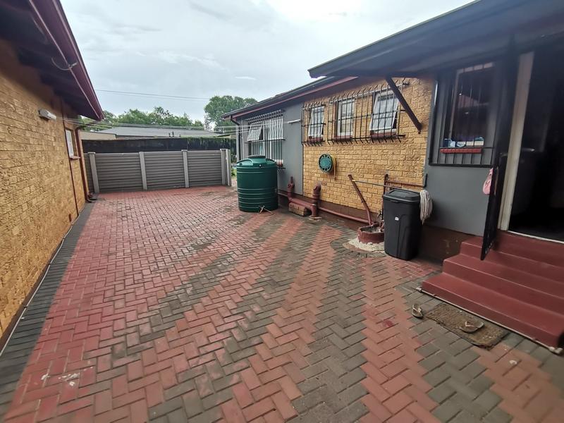 3 Bedroom Property for Sale in Vanderbijlpark SW 5 Gauteng