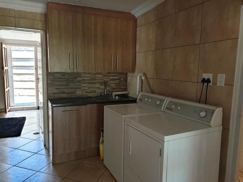 4 Bedroom Property for Sale in Vanderbijlpark SW 5 Gauteng