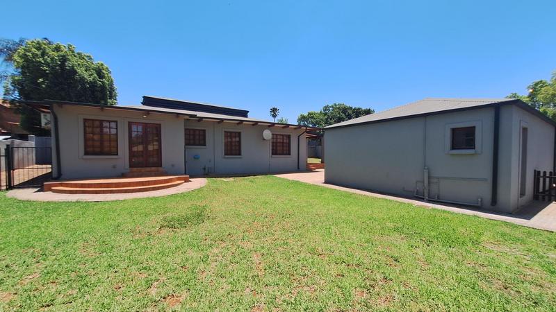 3 Bedroom Property for Sale in Moreleta Park Gauteng