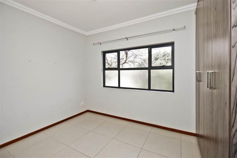 To Let 3 Bedroom Property for Rent in Emmarentia Gauteng