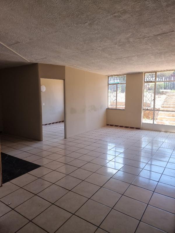 To Let 2 Bedroom Property for Rent in Symhurst Gauteng