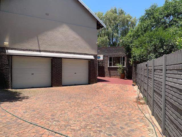 3 Bedroom Property for Sale in Eastleigh Gauteng