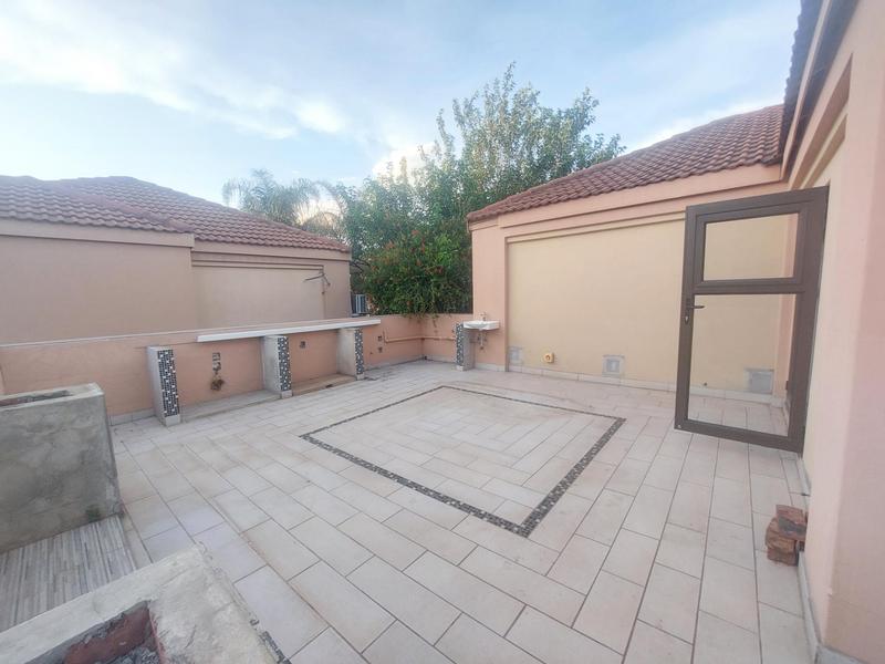 To Let 3 Bedroom Property for Rent in Eldoraigne Gauteng