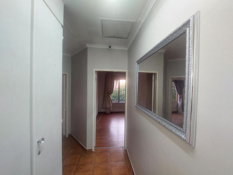 To Let 3 Bedroom Property for Rent in Eldoraigne Gauteng