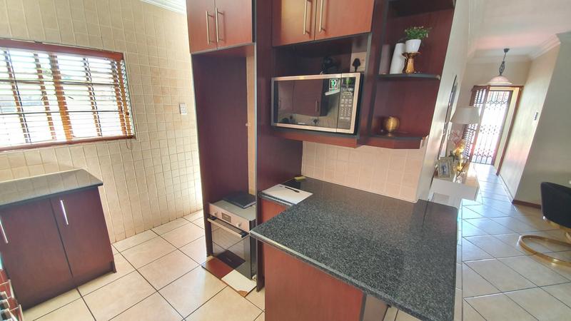 3 Bedroom Property for Sale in Heatherview Gauteng