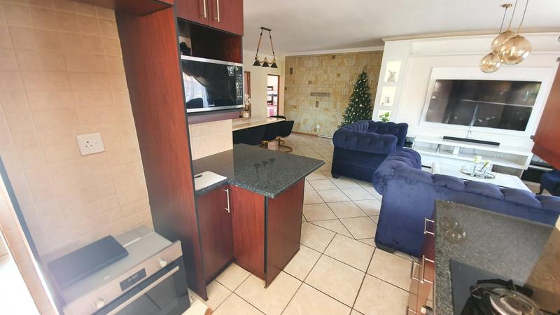 3 Bedroom Property for Sale in Heatherview Gauteng