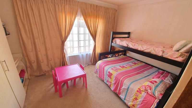 3 Bedroom Property for Sale in Heatherview Gauteng