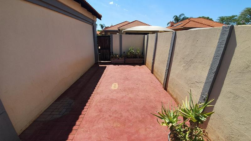 3 Bedroom Property for Sale in Heatherview Gauteng