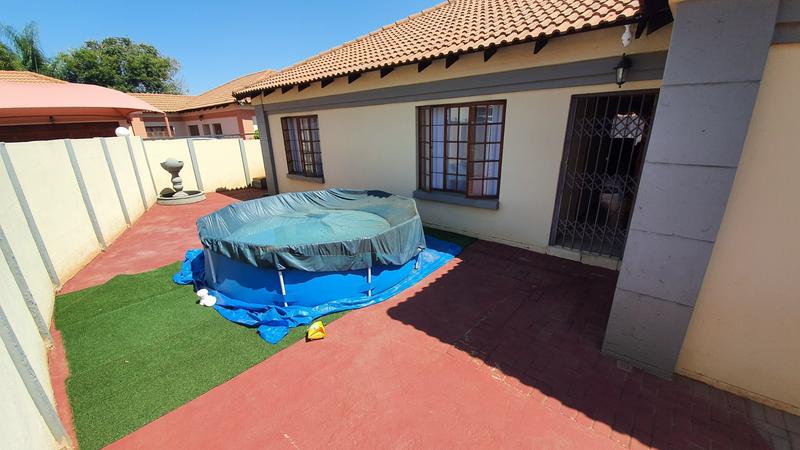 3 Bedroom Property for Sale in Heatherview Gauteng