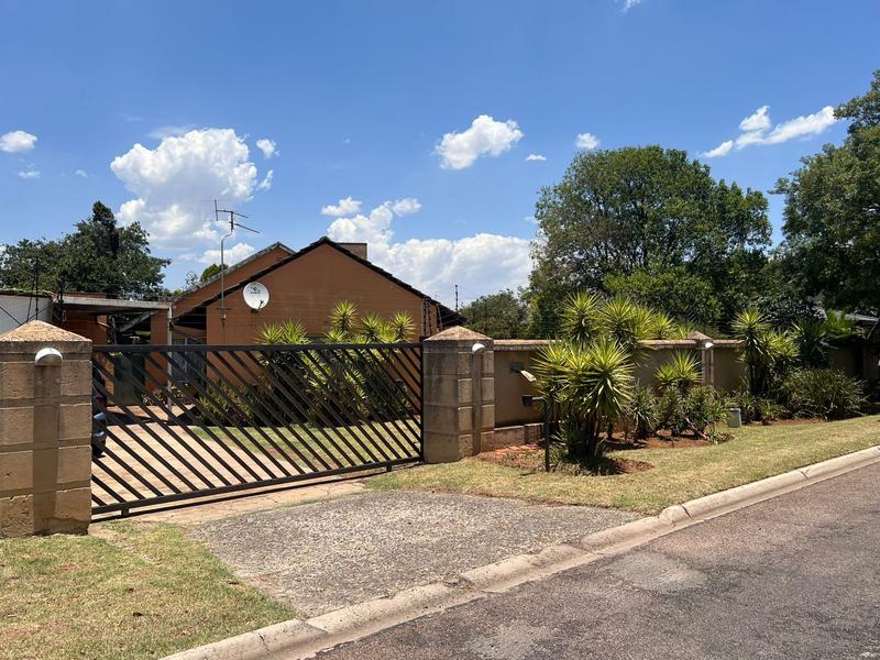 4 Bedroom Property for Sale in Freeway Park Gauteng