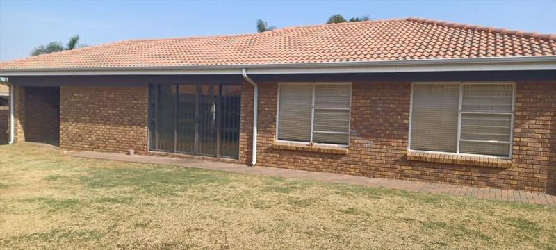 3 Bedroom Property for Sale in Ravenswood Gauteng