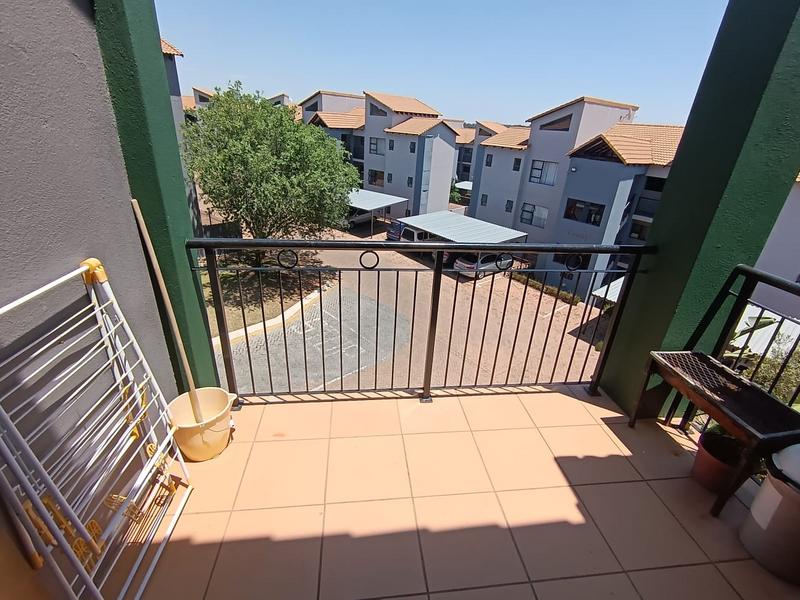 To Let 2 Bedroom Property for Rent in Honeydew Grove Gauteng