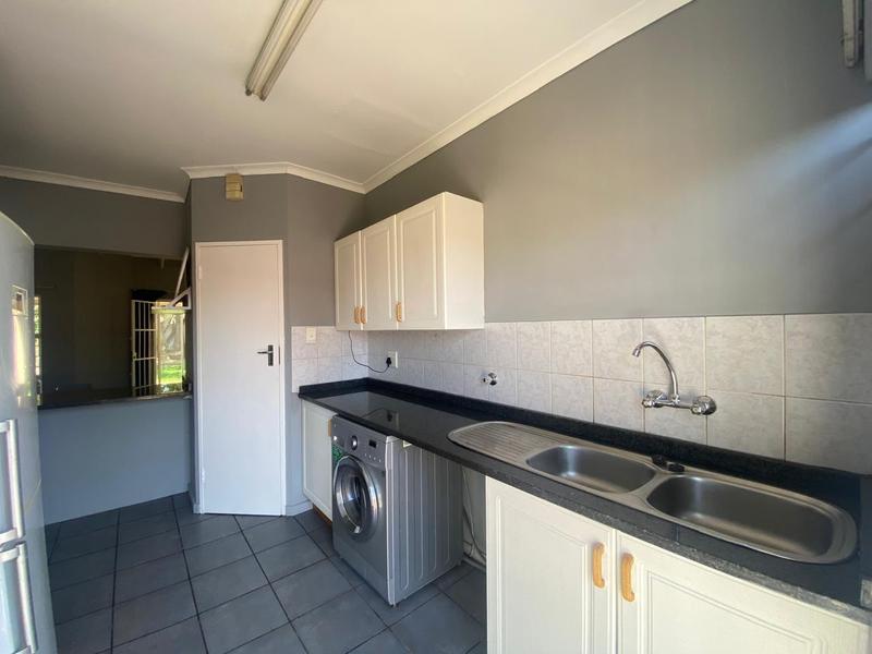 2 Bedroom Property for Sale in Halfway Gardens Gauteng