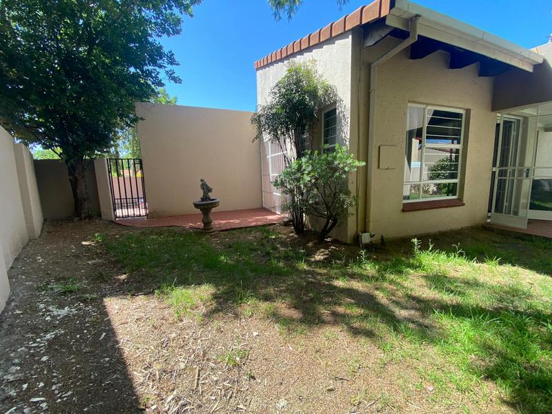 2 Bedroom Property for Sale in Halfway Gardens Gauteng