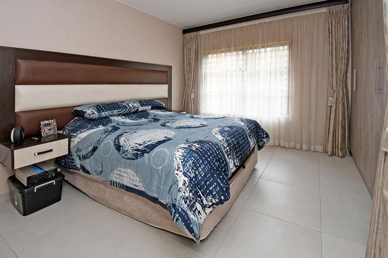 To Let 3 Bedroom Property for Rent in Bartlett Gauteng