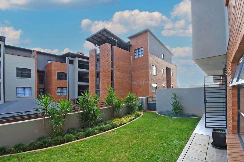 To Let 3 Bedroom Property for Rent in Bartlett Gauteng