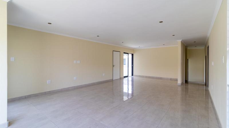 3 Bedroom Property for Sale in Wildtuinpark Gauteng